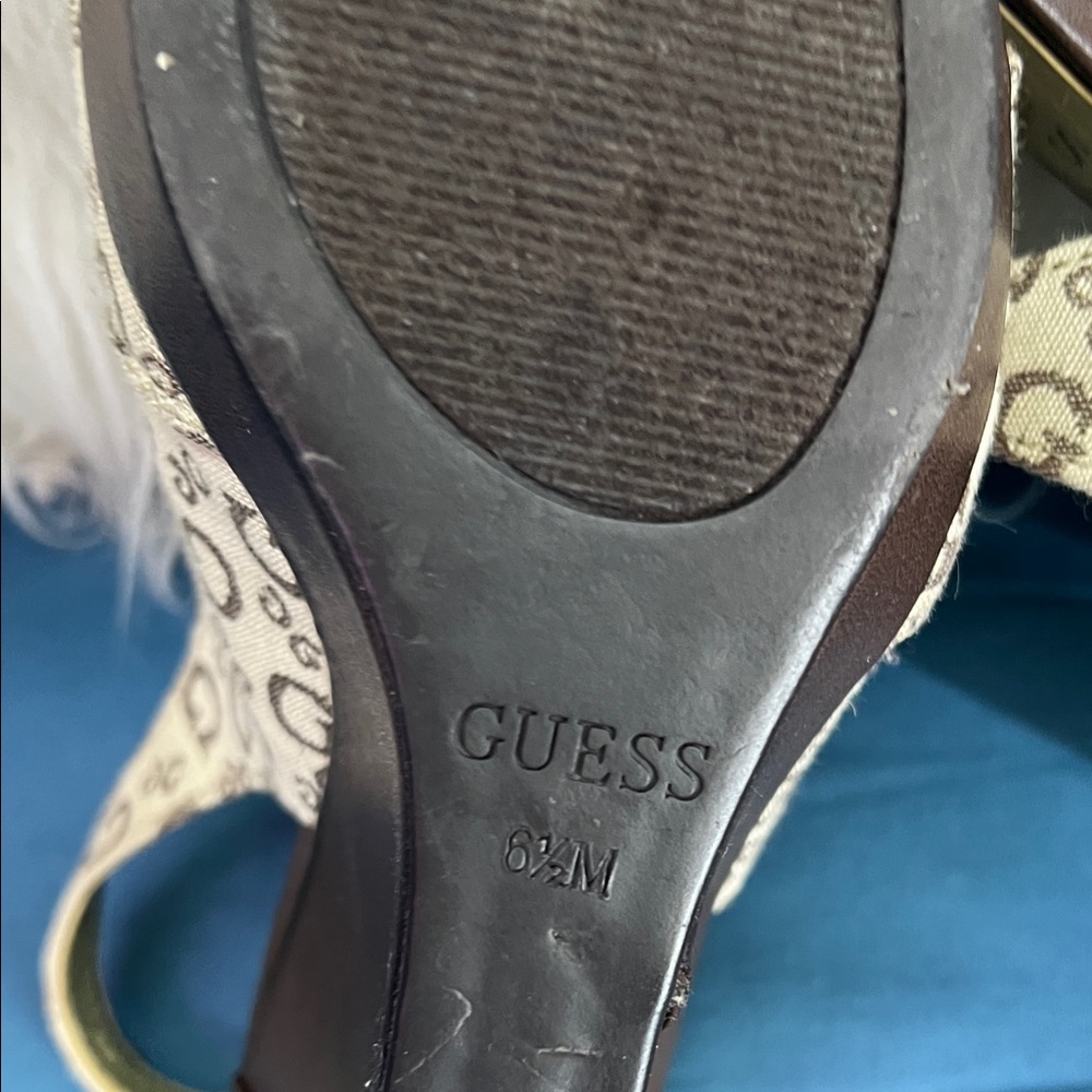 GUESS Beige Logo Slingbac Wedge with Gold Insole Size 6.5 - Picture 7 of 7